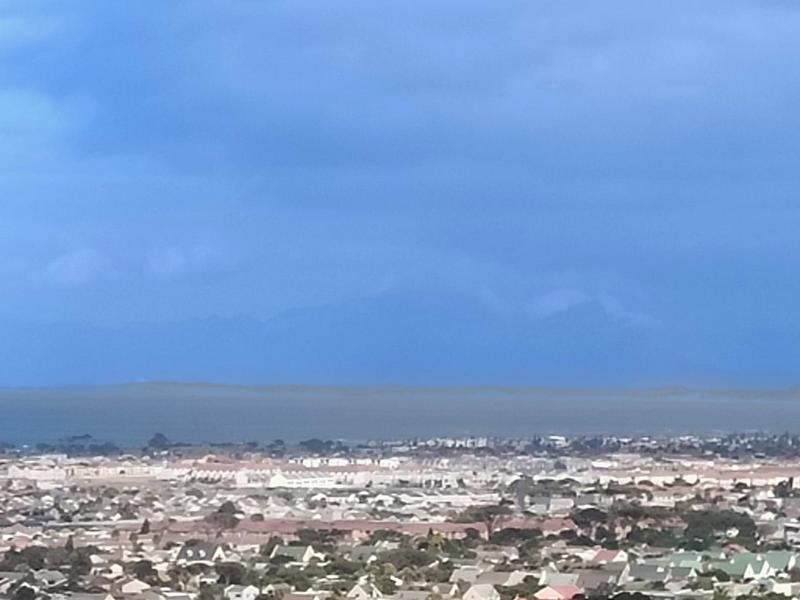 1 Bedroom Property for Sale in Gordons Bay Western Cape